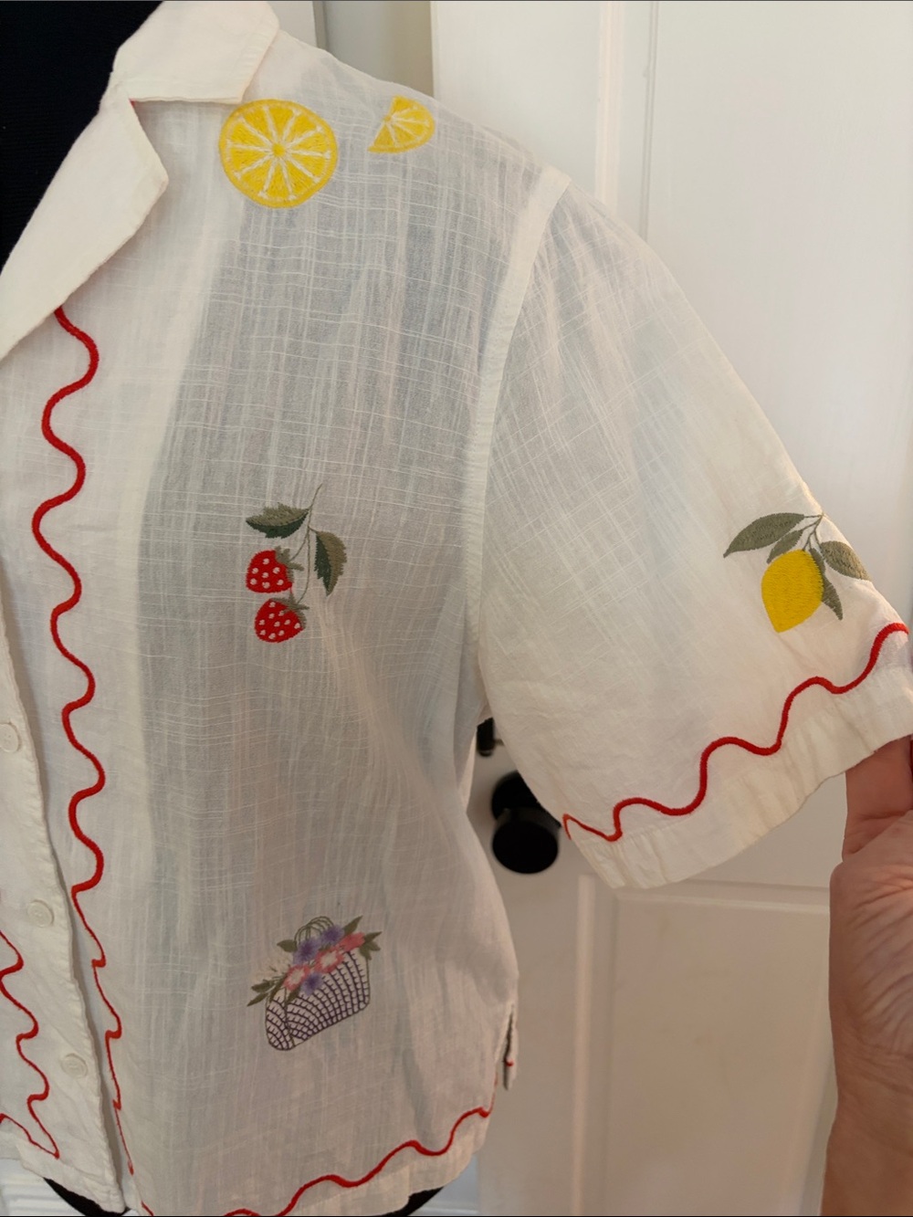 White Embroidered Short-Sleeve Button Front Blouse with Red Trim - Picture 4 of 9